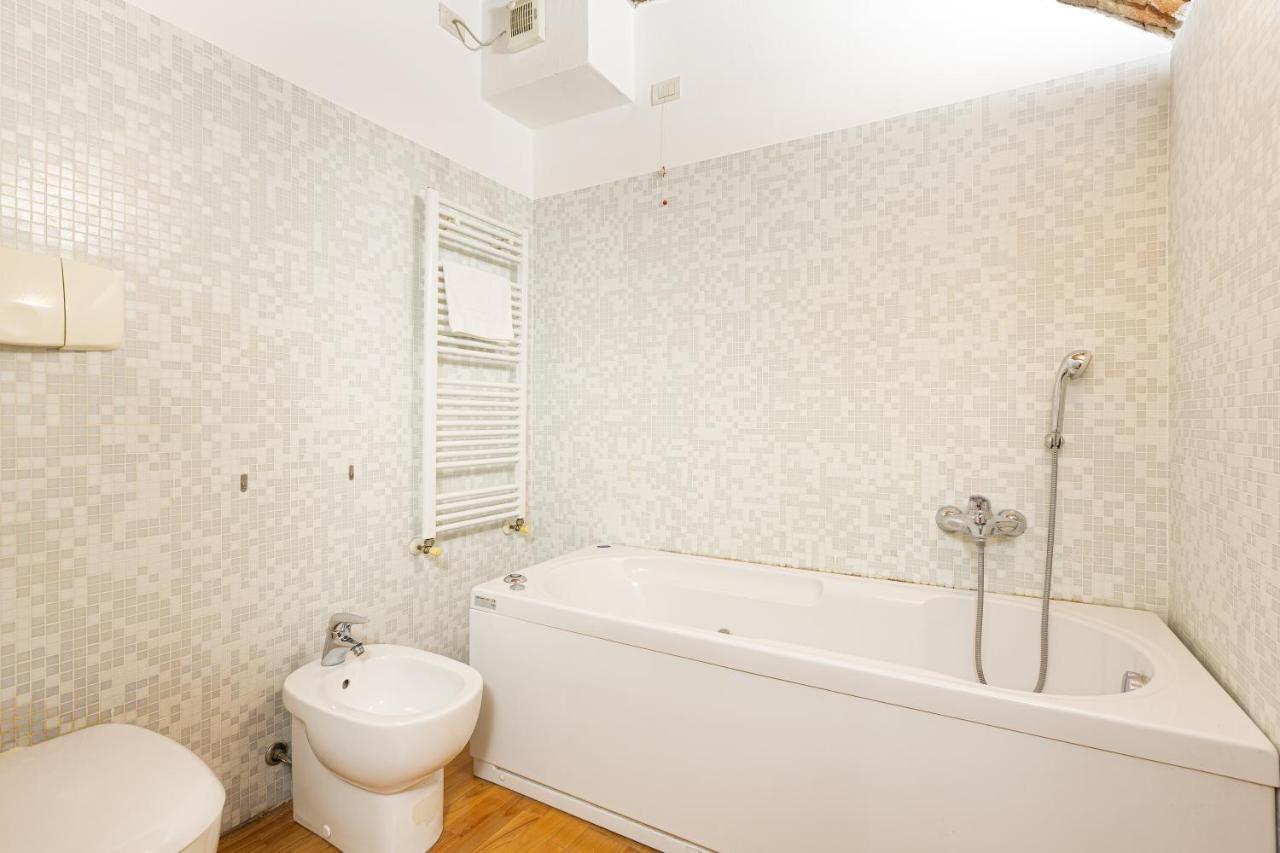 Sant'Ambrogio Design Apartment Milan Bagian luar foto